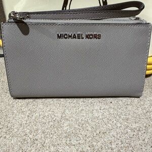 Michael Kors Wristlet in Gray